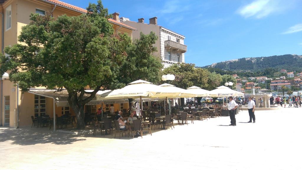 Hotel Istra Rab Town Luaran gambar