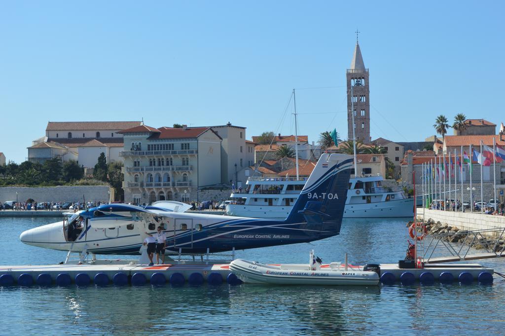 Hotel Istra Rab Town Luaran gambar
